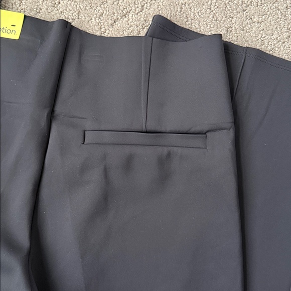 All in Motion High-Waisted Straight Leg Pant. Active Black Pull-On Trouser L NEW - Picture 10 of 12